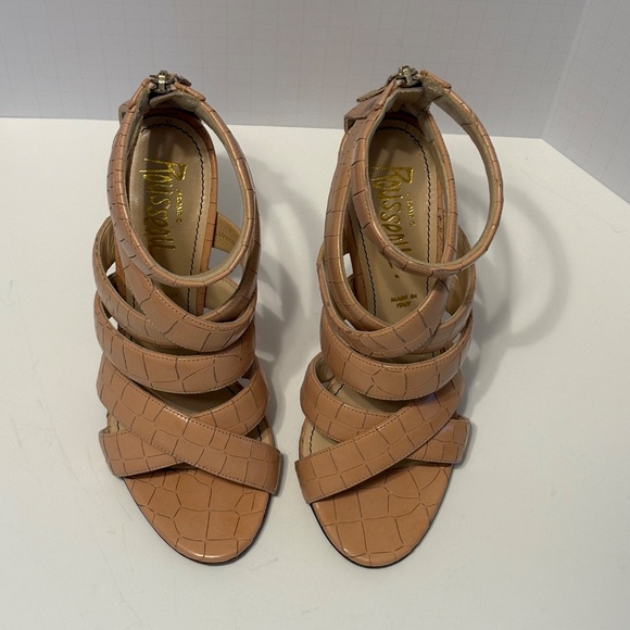 Strappy & Sexy Sandals in Great Condition! - Picture 4 of 5